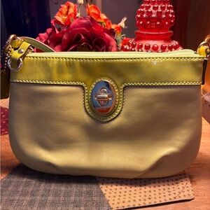 Coach Large Wristlet With Changeable Strap